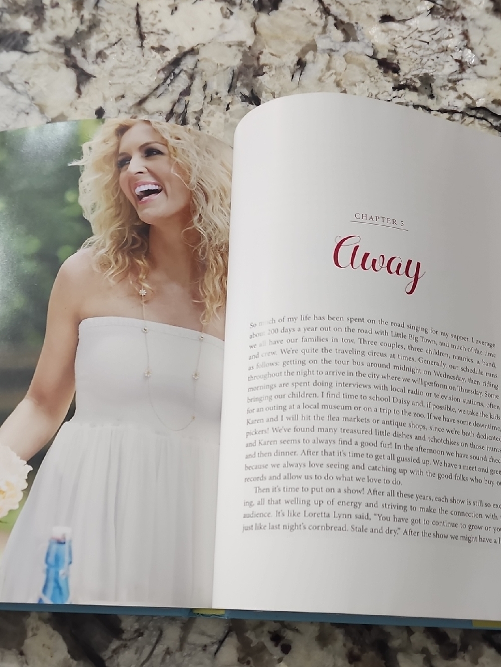 Autographed "Oh Gussie!" Recipe Book by Kimberly Schlapman - Picture 5 of 11